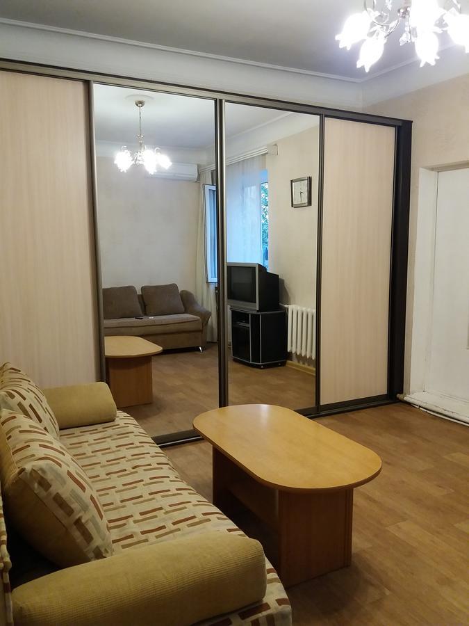 Guest House โอเดสซา ภายนอก รูปภาพ